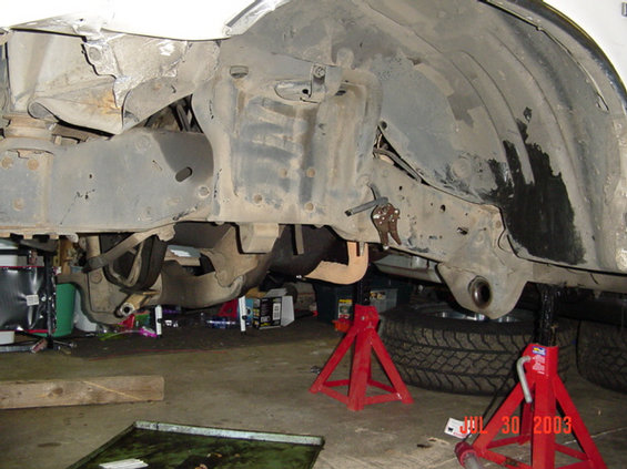 All that is left looks ok....but I cant take the transer case out of 4x4 ..........???