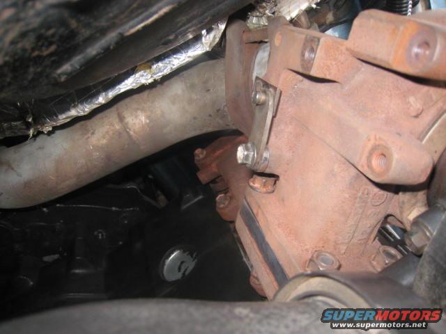 build-thread-310.jpg Holding the waste gate shut.