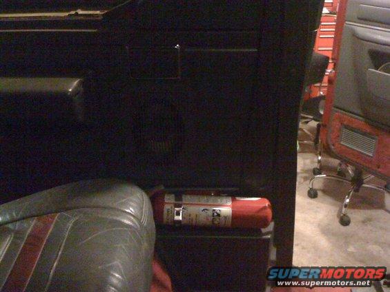 025.jpg Fire extinguisher