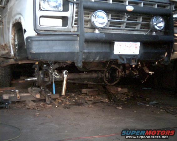 hung1.jpg Trial hanging