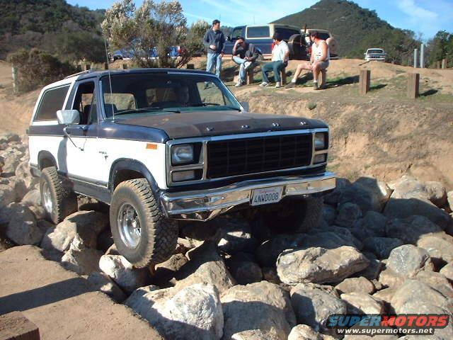 hlstr2000_0106ap.jpg Hollister, CA