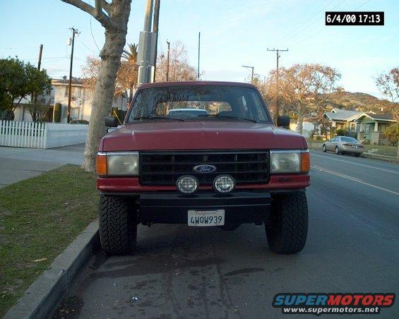 xmas09-005.jpg cut the bumper and added lights to it.