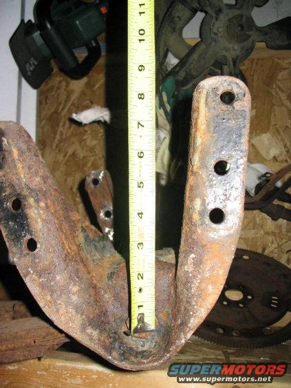 100_0042.jpg different measure mid bolt