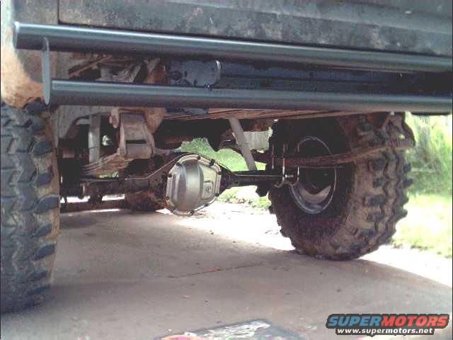 bumper2.jpg 19 Gallon F150 gas tank is a 7" improvement in ground clearance!