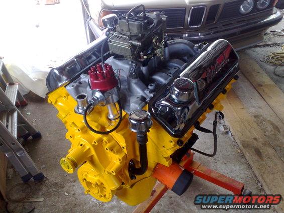 25062009280.jpg Ready for putting back in the truck.Inlet manifold,carb dizzy and rocker box covers just placed on for photo