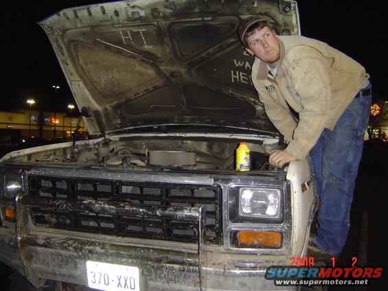 wheelin-09-013.jpg checkin things out after my little full throttle run threw about 38 inches of water.