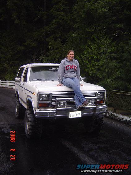 wheelin-040.jpg girl friend posing on our first outting in the beast