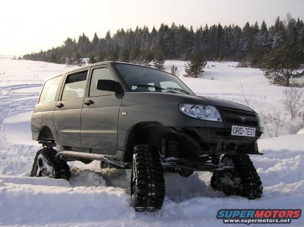wheeltracksonsnow.jpg 