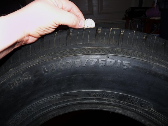 p1010436.jpg Tire for sale. Mesa 235/75R15