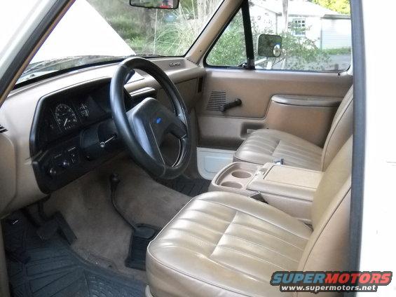 dscn0008.jpg stock interior