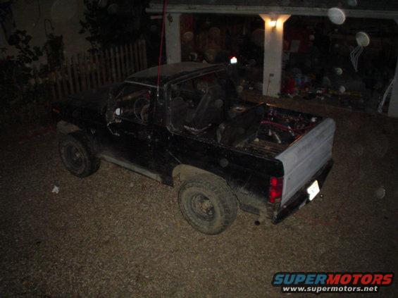 dsc00206.jpg truck in the dark