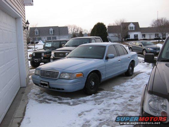 crown-vic.jpg 