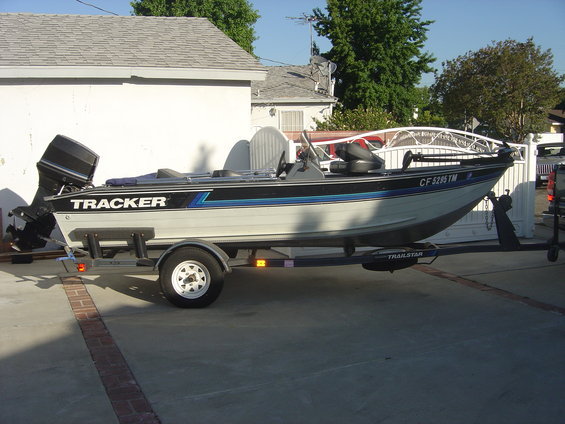 compfishingtripandboat041.jpg 