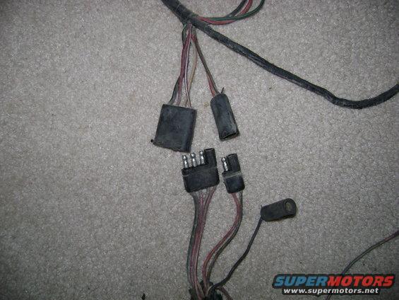 Engine harness and connectors