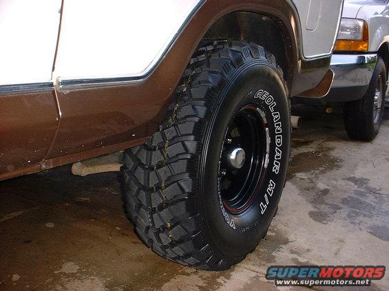 bigtires.jpg Close up