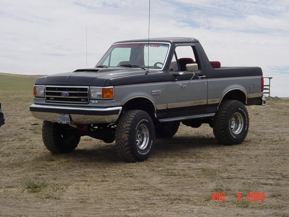 goldendale-mud-bogs-8303-074.jpg Nope, I didnt get dirty