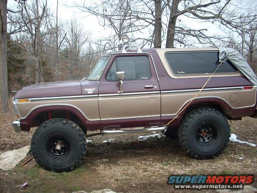 bronco-lifted4.jpg 4" lift and 38" Super Swampers