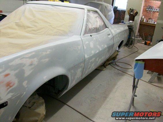 100_0402.jpg Day 7: three coats of high-build grey primer, which got block-sanded, then three more coats, which also got blocked sanded....