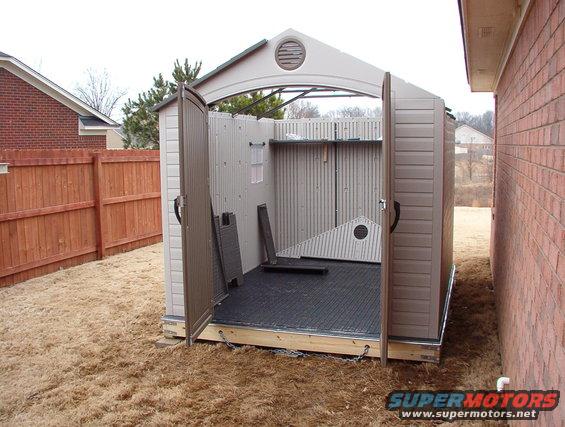 09walls.jpg I got the floor, walls, & doors up late last night working with a flashlight until it got too cold to continue.