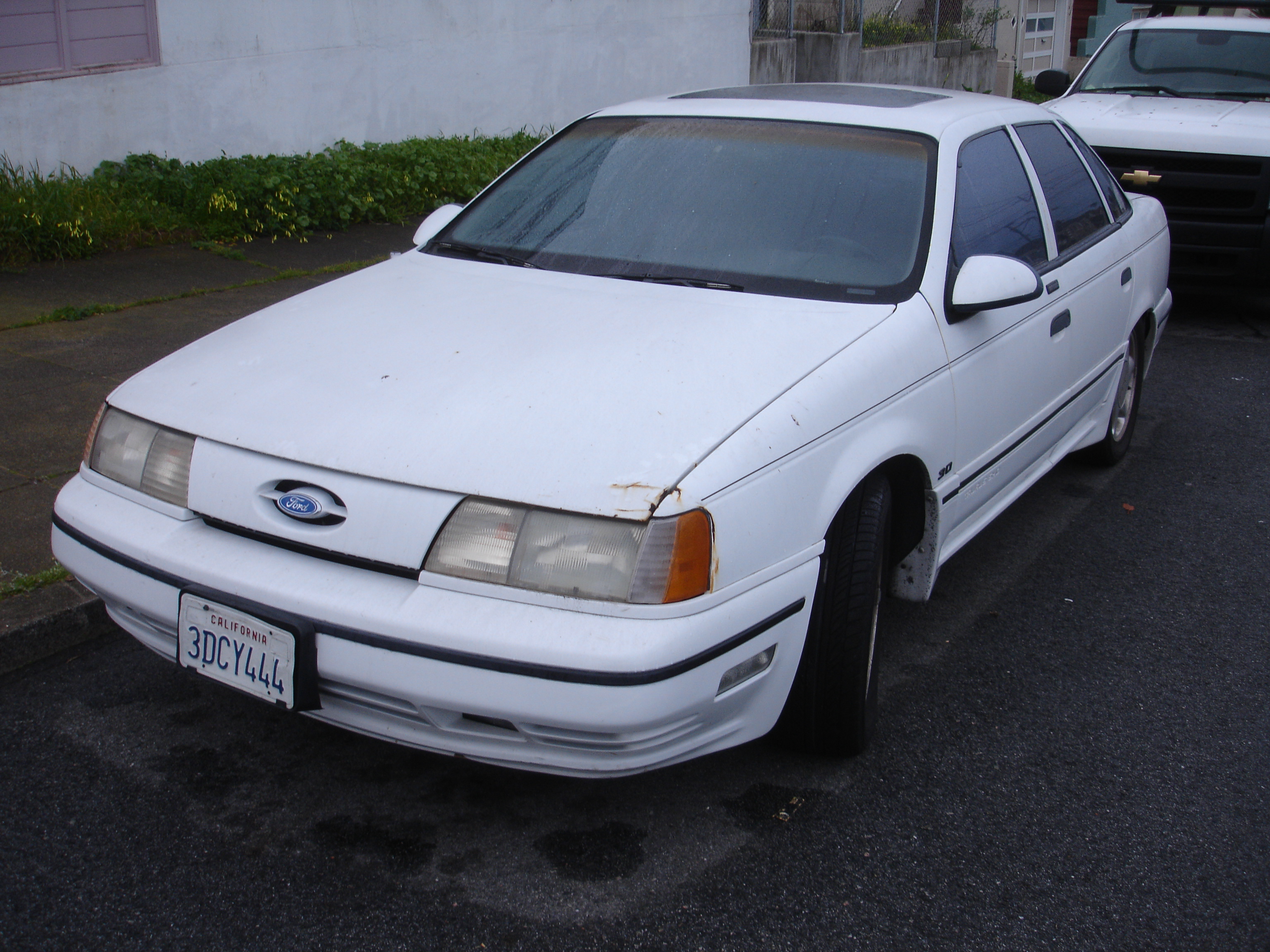 1989 Ford Taurus “White”
