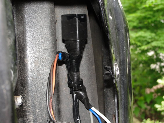 dsc00211.jpg Anti feedback relay