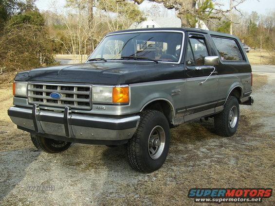 My 88 XLT. 95 5.0 engine with a Lincoln roller cam, Flowmaster exhaust and 31x10.50's