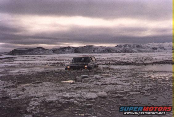 bronco4.jpg pritty deep