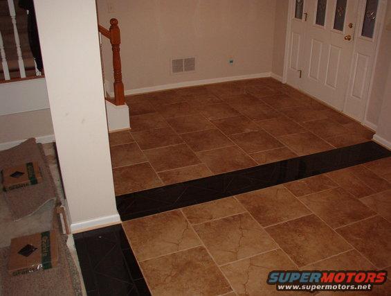 22entry.jpg Entry from living room