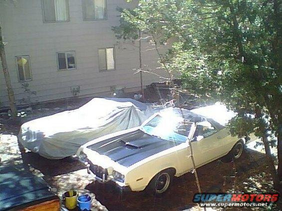 1972 Ford Ranchero 3q-front view, cream exterior with black hood scoop