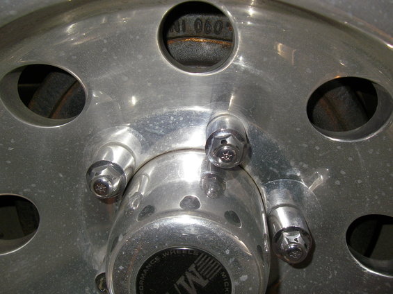 Alcoa Lug Nuts