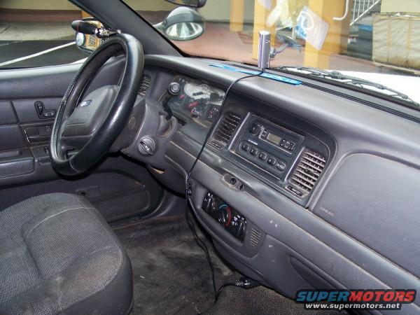 inside-crown-vic-1.jpg inside my crown vic 
