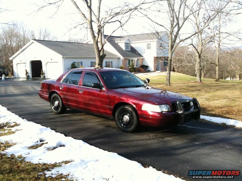 2005 Ford Crown Victoria photo