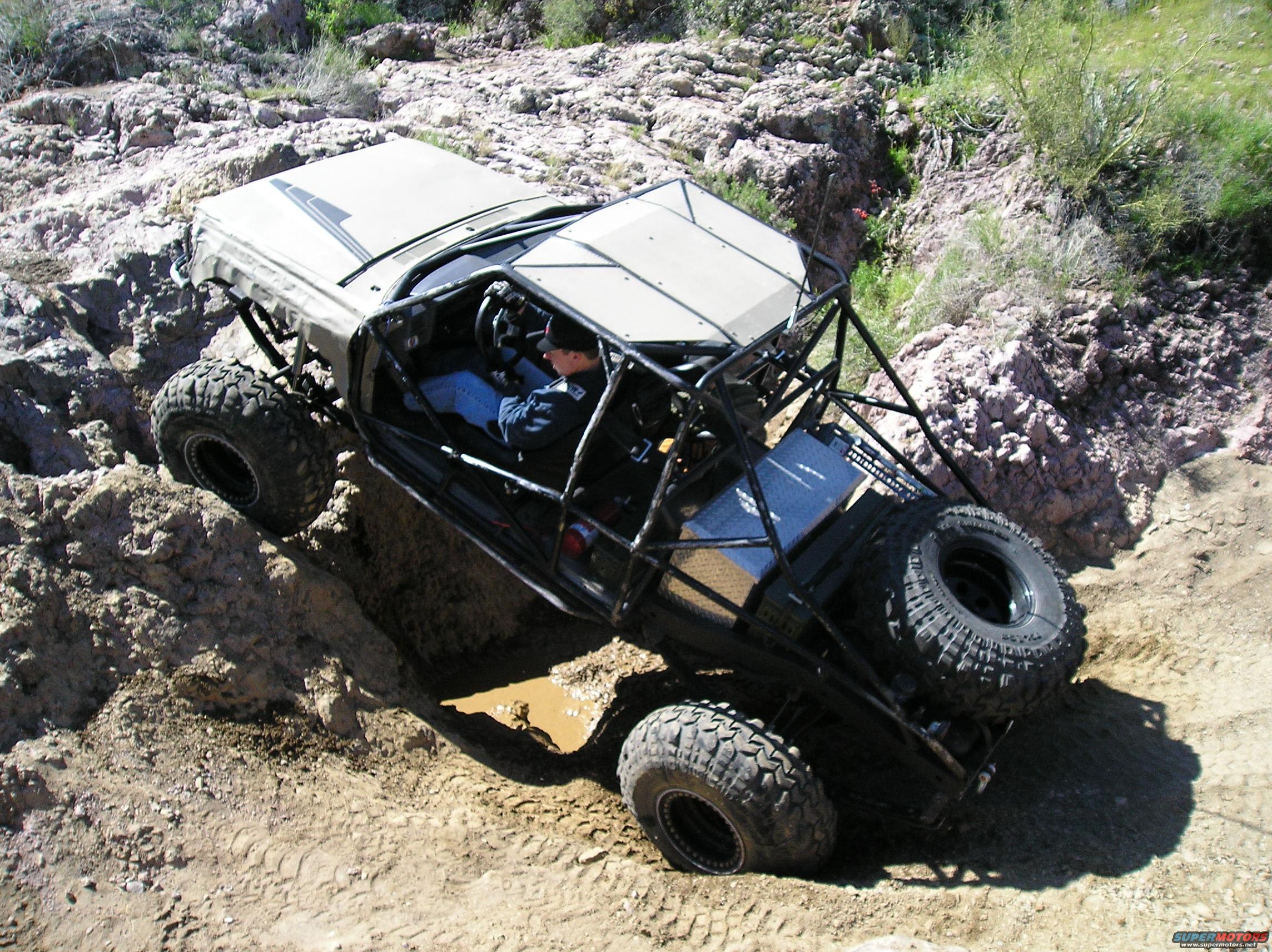 1986 Toyota Hilux photo