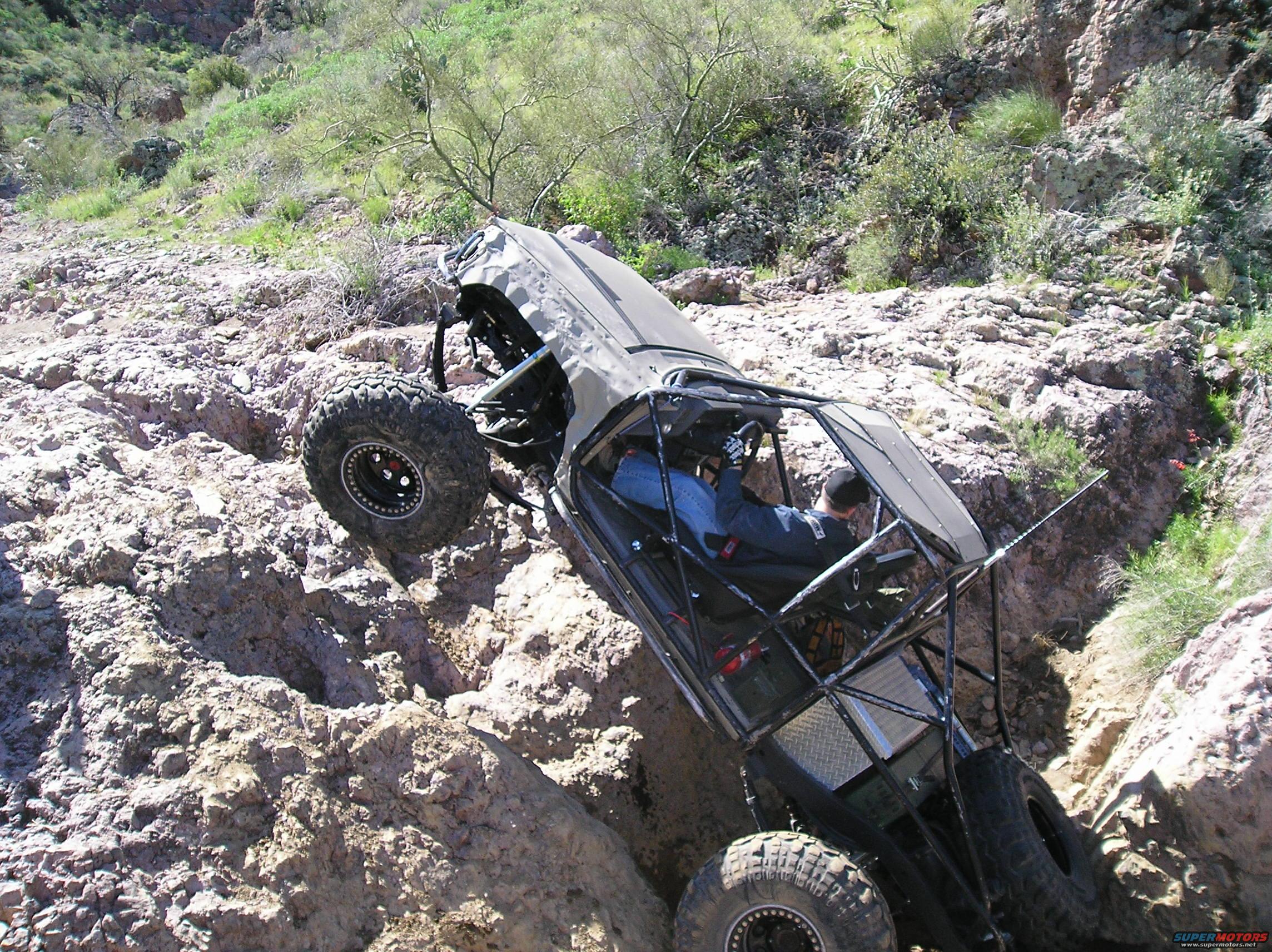 1986 Toyota Hilux photo