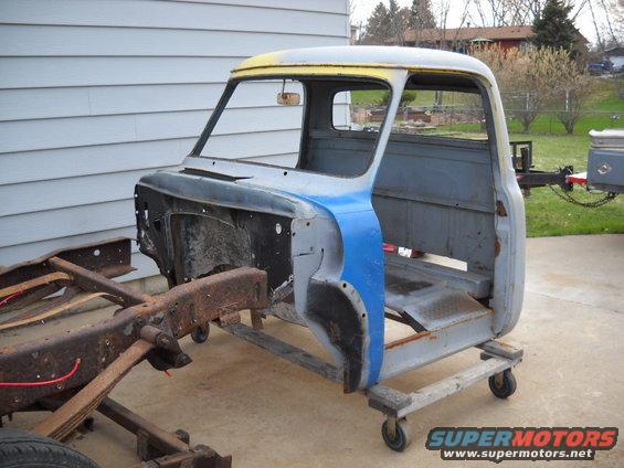 54-build--4310-030.jpg 4-3-10: It's back!! :lol:  I had to dig something out of the garage so I decided to pull the cab back out.