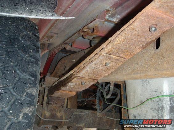bronco-rear-suspension-010.jpg 