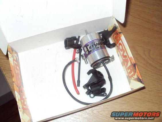 RC car motor with "CRAWLER 18.5" text, in a box with "NOVAK" logo