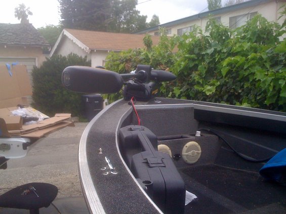 trolling motor mounted on the bow of a boat