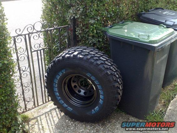 15042010398.jpg God they`re huge