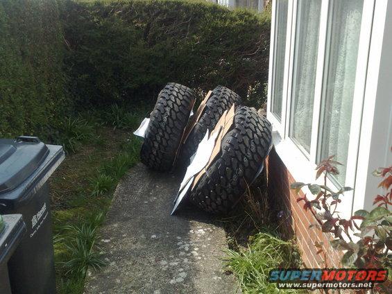 15042010397.jpg At last,I `ve got my set of 15x10 modulars with 35/12.50/15 MT`s, it`s taken for ever to save the money 