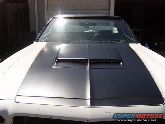 1973 Ford Ranchero hood with matte black stripe and scoop