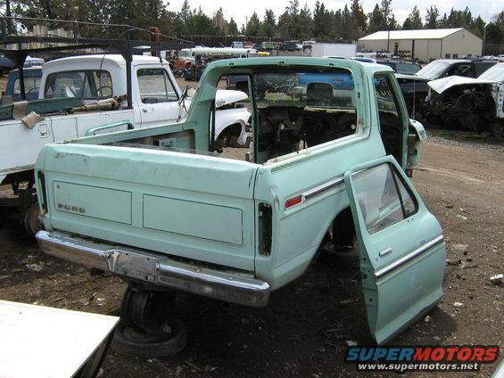 013.jpg new bronco tub