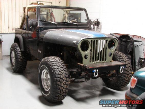 1979 Jeep CJ7 front end with custom bumper and grille