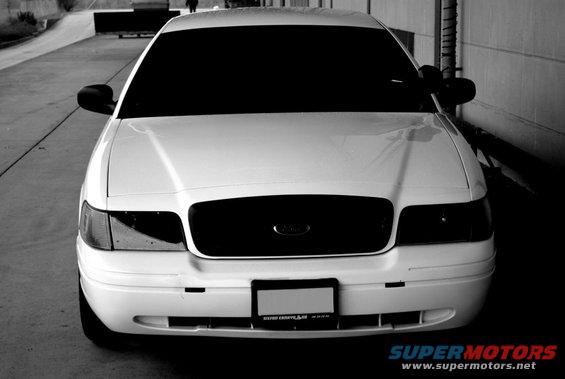 White 1998 Ford Crown Victoria front view
