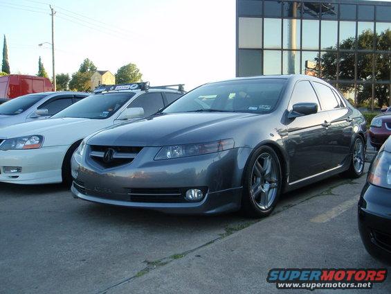 Gray 2003 Acura TL front 3/4 view