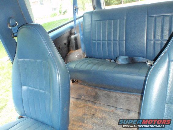 p4240022.jpg Interior Rear