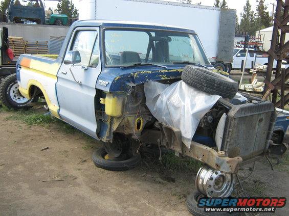 bronco-build-3.jpg not much left of old bronco