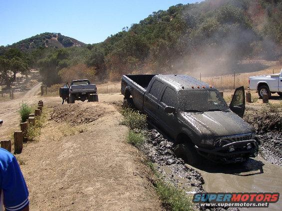 hollister-002.jpg it was too funny watching these guys.