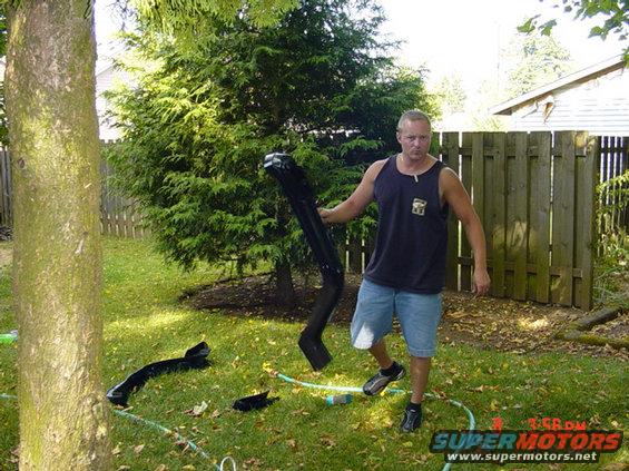 frank081003-171.jpg As you can see in my face, cleaning the flares = fun job!