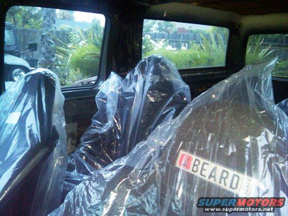 seats03.jpg 